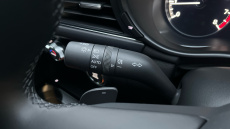 Mazda 3 2.5 e-Skyactiv G MHEV 140 Exclusive-Line 5dr Auto Petrol Hatchback